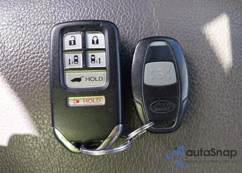 2015 Honda Odyssey Ex-L from USA, damaged, VIN 5FNRL5H69FB056548